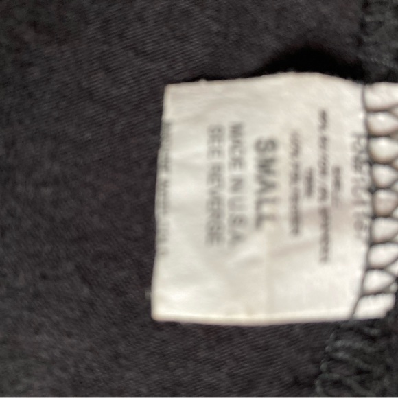 Kim & Cami Black Top - Picture 8 of 9